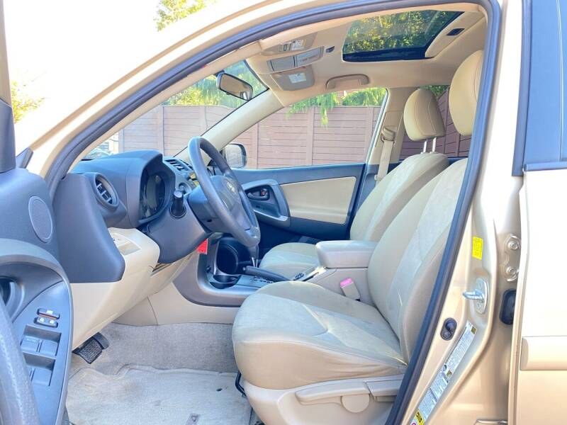 Used Toyota RAV4 4WD 4dr 4-cyl 4-Spd AT 2011 | Motorcars of Boston. Newton, Massachusetts Used Toyota RAV4 4WD 4dr 4-cyl 4-Spd AT 2011 | Motorcars of Boston. Newton, Massachusetts