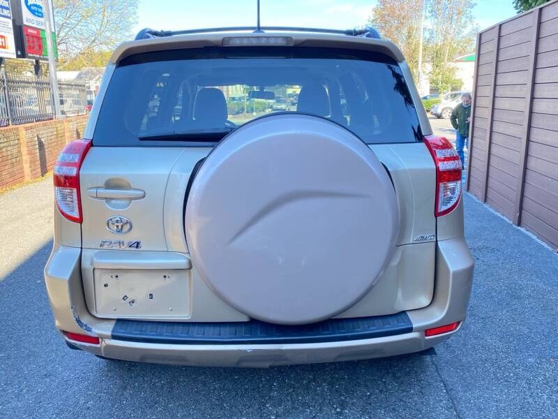 Used Toyota RAV4 4WD 4dr 4-cyl 4-Spd AT 2011 | Motorcars of Boston. Newton, Massachusetts Used Toyota RAV4 4WD 4dr 4-cyl 4-Spd AT 2011 | Motorcars of Boston. Newton, Massachusetts