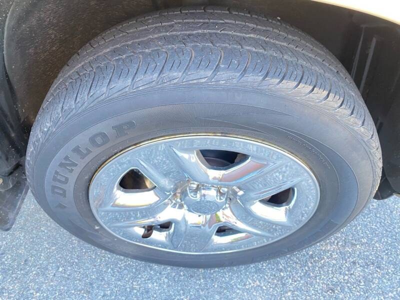 Used Toyota RAV4 4WD 4dr 4-cyl 4-Spd AT 2011 | Motorcars of Boston. Newton, Massachusetts Used Toyota RAV4 4WD 4dr 4-cyl 4-Spd AT 2011 | Motorcars of Boston. Newton, Massachusetts