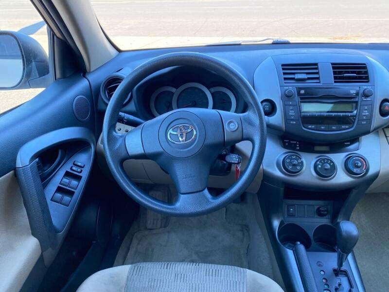 Used Toyota RAV4 4WD 4dr 4-cyl 4-Spd AT 2011 | Motorcars of Boston. Newton, Massachusetts Used Toyota RAV4 4WD 4dr 4-cyl 4-Spd AT 2011 | Motorcars of Boston. Newton, Massachusetts