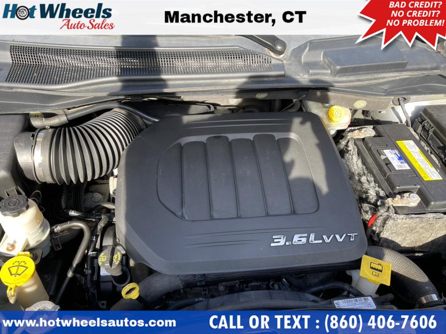 Used Chrysler Town & Country 4dr Wgn Touring 2014 | Hot Wheels Auto Sales LLC. Manchester, Connecticut Used Chrysler Town & Country 4dr Wgn Touring 2014 | Hot Wheels Auto Sales LLC. Manchester, Connecticut