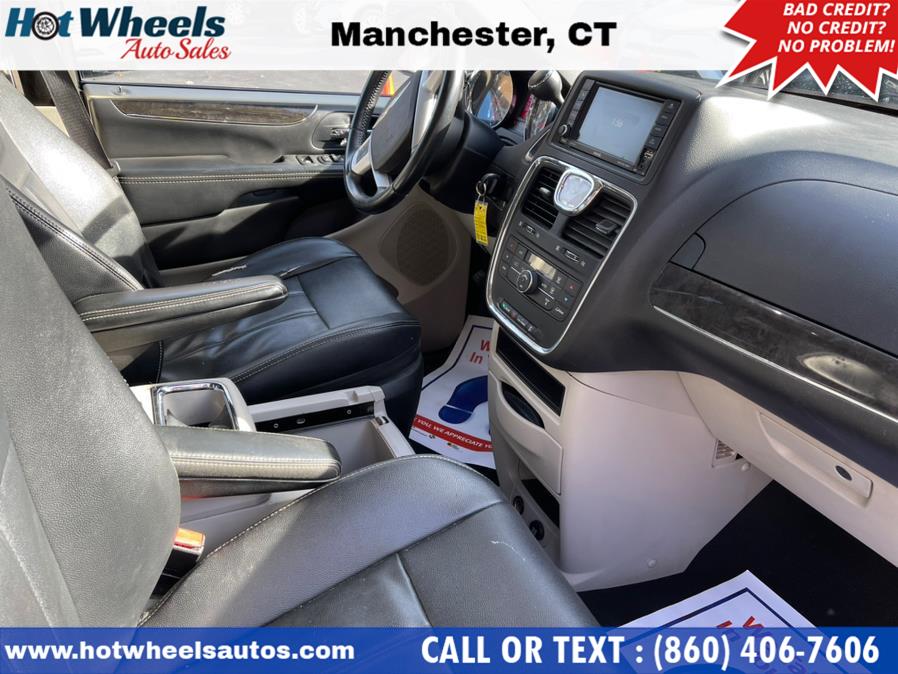 Used Chrysler Town & Country 4dr Wgn Touring 2014 | Hot Wheels Auto Sales LLC. Manchester, Connecticut Used Chrysler Town & Country 4dr Wgn Touring 2014 | Hot Wheels Auto Sales LLC. Manchester, Connecticut