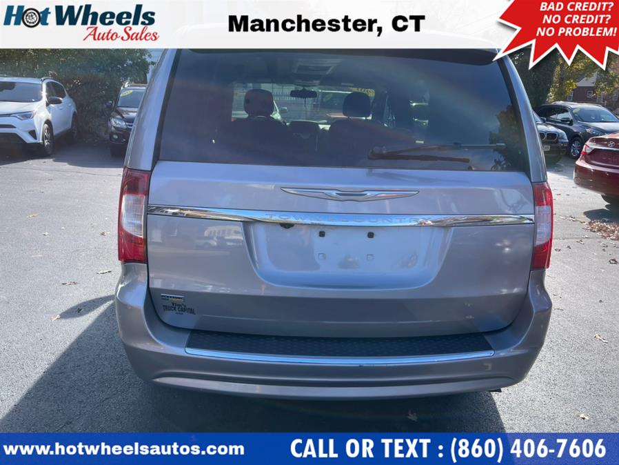 Used Chrysler Town & Country 4dr Wgn Touring 2014 | Hot Wheels Auto Sales LLC. Manchester, Connecticut Used Chrysler Town & Country 4dr Wgn Touring 2014 | Hot Wheels Auto Sales LLC. Manchester, Connecticut