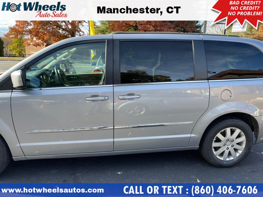 Used Chrysler Town & Country 4dr Wgn Touring 2014 | Hot Wheels Auto Sales LLC. Manchester, Connecticut Used Chrysler Town & Country 4dr Wgn Touring 2014 | Hot Wheels Auto Sales LLC. Manchester, Connecticut