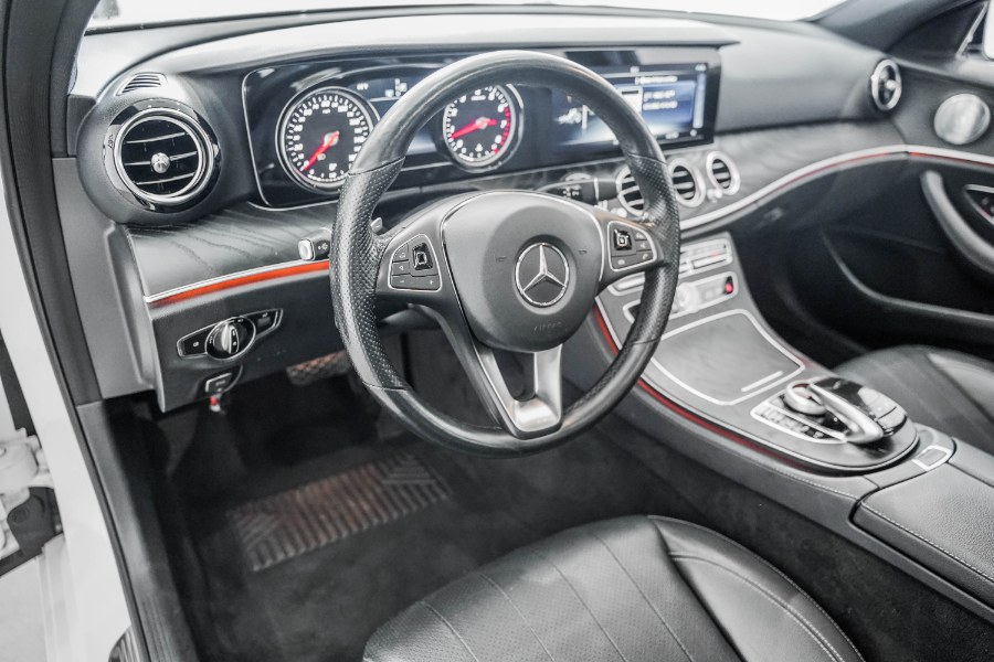 Used Mercedes-Benz E-Class E 300 4MATIC Sedan 2018 | 26 Motors Corp. Bronx, New York Used Mercedes-Benz E-Class E 300 4MATIC Sedan 2018 | 26 Motors Corp. Bronx, New York