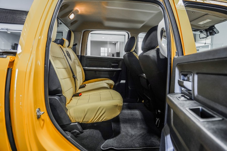 Used Ram 1500 Classic Express 4x4 Crew Cab 5''7" Box 2019 | 26 Motors Corp. Bronx, New York Used Ram 1500 Classic Express 4x4 Crew Cab 5''7" Box 2019 | 26 Motors Corp. Bronx, New York