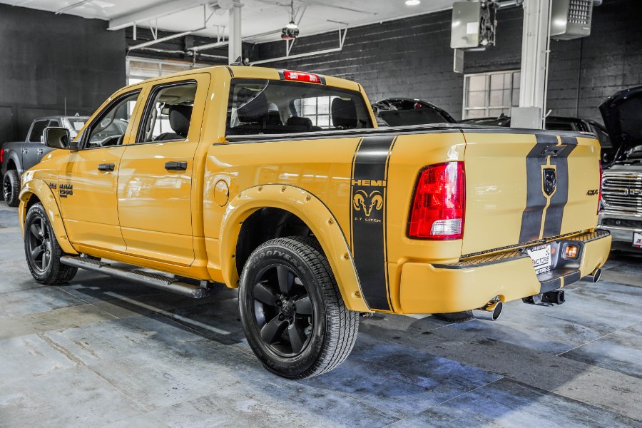 Used Ram 1500 Classic Express 4x4 Crew Cab 5''7" Box 2019 | 26 Motors Corp. Bronx, New York Used Ram 1500 Classic Express 4x4 Crew Cab 5''7" Box 2019 | 26 Motors Corp. Bronx, New York