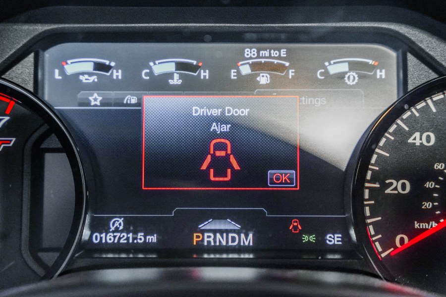 Used Ford F-150 LARIAT 4WD SuperCrew 6.5'' Box 2020 | 26 Motors Corp. Bronx, New York Used Ford F-150 LARIAT 4WD SuperCrew 6.5'' Box 2020 | 26 Motors Corp. Bronx, New York