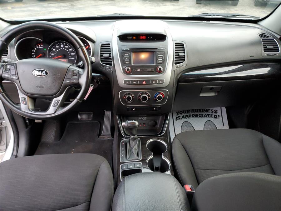 2014 Kia Sorento AWD 4dr V6 LX, available for sale in Springfield, Massachusetts | Absolute Motors Inc. Springfield, Massachusetts 2014 Kia Sorento AWD 4dr V6 LX, available for sale in Springfield, Massachusetts | Absolute Motors Inc. Springfield, Massachusetts