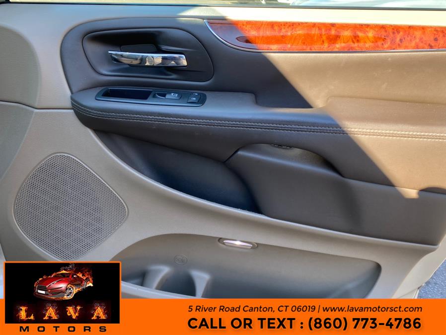 2013 Chrysler Town & Country 4dr Wgn Touring-L, available for sale in Canton, Connecticut | Lava Motors. Canton, Connecticut 2013 Chrysler Town & Country 4dr Wgn Touring-L, available for sale in Canton, Connecticut | Lava Motors. Canton, Connecticut