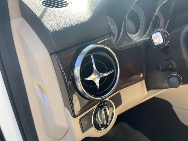 Used Mercedes-benz Glk GLK 250 2014 | Hillside Auto Outlet. Jamaica, New York Used Mercedes-benz Glk GLK 250 2014 | Hillside Auto Outlet. Jamaica, New York