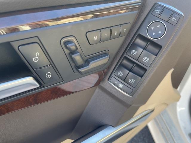 Used Mercedes-benz Glk GLK 250 2014 | Hillside Auto Outlet. Jamaica, New York Used Mercedes-benz Glk GLK 250 2014 | Hillside Auto Outlet. Jamaica, New York