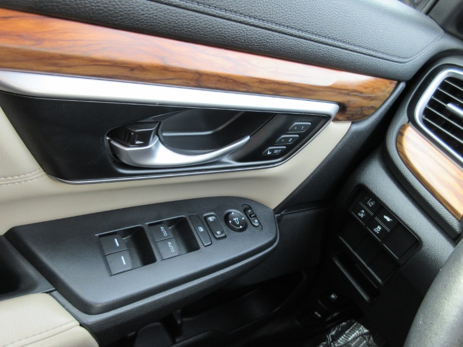 2018 Honda CR-V Touring AWD, available for sale in Linden, New Jersey | Route 27 Auto Mall. Linden, New Jersey 2018 Honda CR-V Touring AWD, available for sale in Linden, New Jersey | Route 27 Auto Mall. Linden, New Jersey