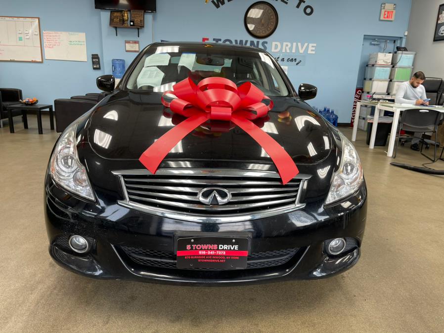 2015 INFINITI Q40 4dr Sdn AWD, available for sale in Inwood, New York | 5 Towns Drive. Inwood, New York 2015 INFINITI Q40 4dr Sdn AWD, available for sale in Inwood, New York | 5 Towns Drive. Inwood, New York