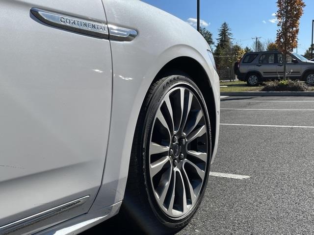 Used Lincoln Continental Reserve 2017 | Blasius Federal Road. Brookfield, Connecticut Used Lincoln Continental Reserve 2017 | Blasius Federal Road. Brookfield, Connecticut