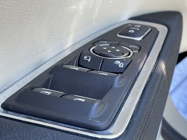 Used Lincoln Continental Reserve 2017 | Blasius Federal Road. Brookfield, Connecticut Used Lincoln Continental Reserve 2017 | Blasius Federal Road. Brookfield, Connecticut