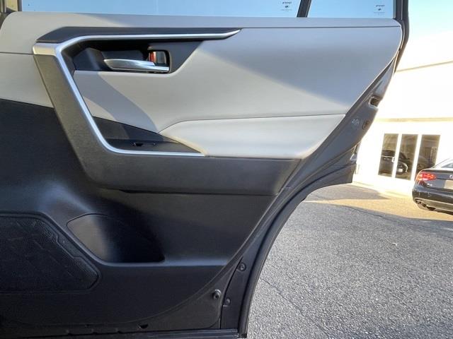 Used Toyota Rav4 XLE 2021 | Blasius Federal Road. Brookfield, Connecticut Used Toyota Rav4 XLE 2021 | Blasius Federal Road. Brookfield, Connecticut