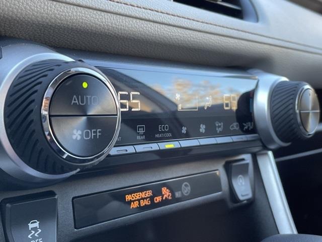 Used Toyota Rav4 XLE 2021 | Blasius Federal Road. Brookfield, Connecticut Used Toyota Rav4 XLE 2021 | Blasius Federal Road. Brookfield, Connecticut