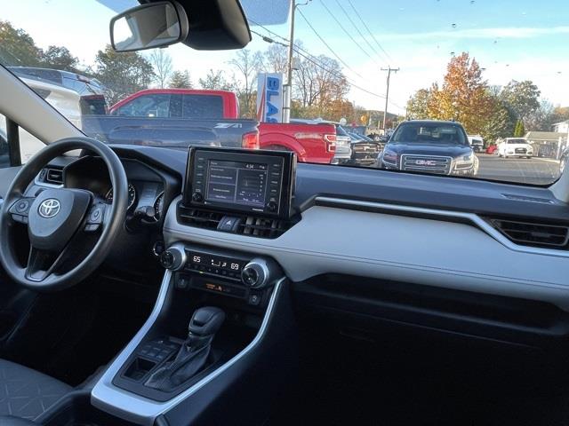 Used Toyota Rav4 XLE 2021 | Blasius Federal Road. Brookfield, Connecticut Used Toyota Rav4 XLE 2021 | Blasius Federal Road. Brookfield, Connecticut