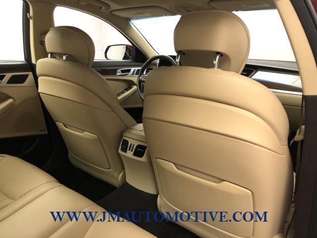 Used Hyundai Genesis 4dr Sdn V6 3.8L AWD 2016 | J&M Automotive Sls&Svc LLC. Naugatuck, Connecticut Used Hyundai Genesis 4dr Sdn V6 3.8L AWD 2016 | J&M Automotive Sls&Svc LLC. Naugatuck, Connecticut