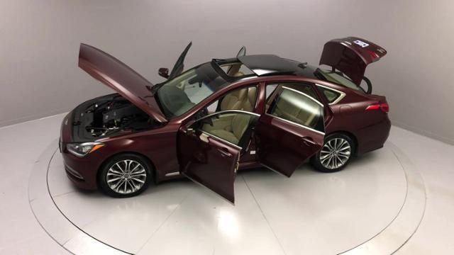 Used Hyundai Genesis 4dr Sdn V6 3.8L AWD 2016 | J&M Automotive Sls&Svc LLC. Naugatuck, Connecticut Used Hyundai Genesis 4dr Sdn V6 3.8L AWD 2016 | J&M Automotive Sls&Svc LLC. Naugatuck, Connecticut