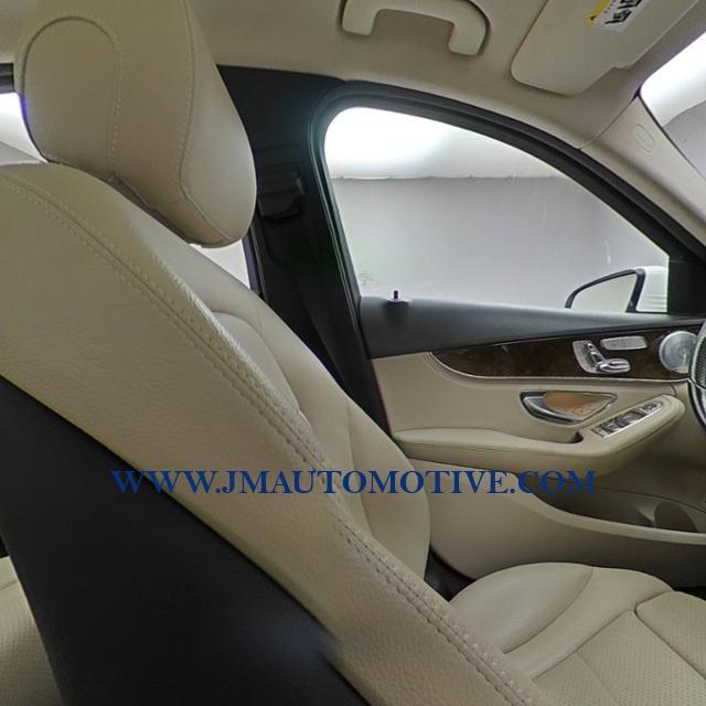 Used Mercedes-benz C-class 4dr Sdn C 300 4MATIC 2015 | J&M Automotive Sls&Svc LLC. Naugatuck, Connecticut Used Mercedes-benz C-class 4dr Sdn C 300 4MATIC 2015 | J&M Automotive Sls&Svc LLC. Naugatuck, Connecticut