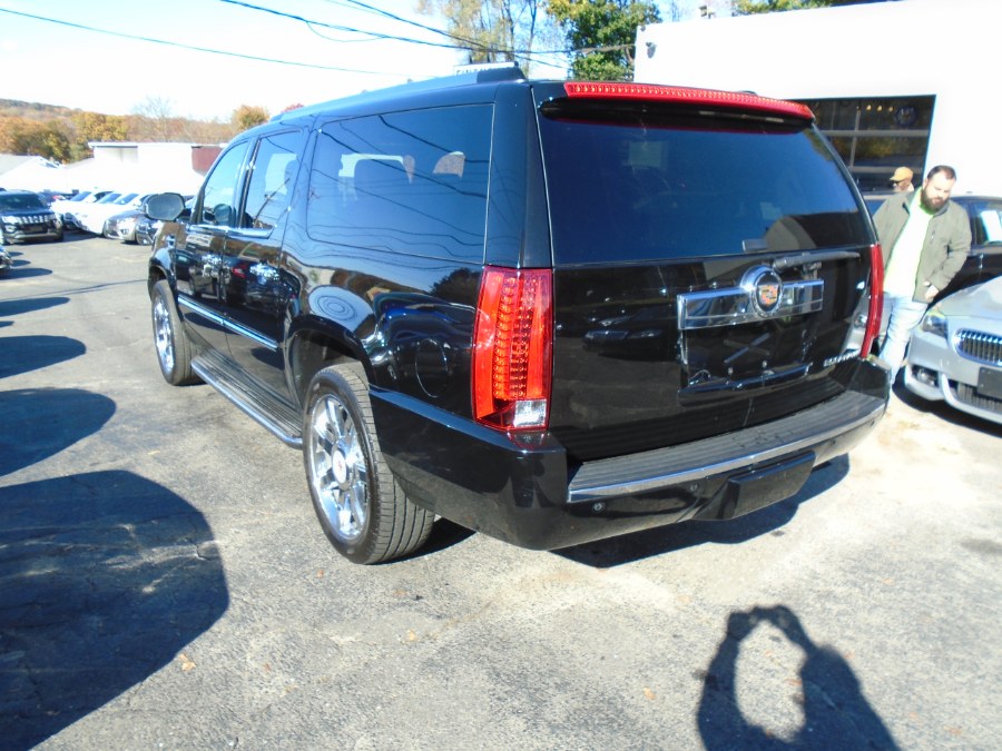 2013 Cadillac Escalade ESV AWD 4dr Luxury, available for sale in Waterbury, Connecticut | Jim Juliani Motors. Waterbury, Connecticut 2013 Cadillac Escalade ESV AWD 4dr Luxury, available for sale in Waterbury, Connecticut | Jim Juliani Motors. Waterbury, Connecticut