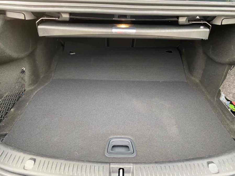 Used Mercedes-Benz E-Class E 300 4MATIC Sedan 2018 | Sunrise Autoland. Jamaica, New York Used Mercedes-Benz E-Class E 300 4MATIC Sedan 2018 | Sunrise Autoland. Jamaica, New York