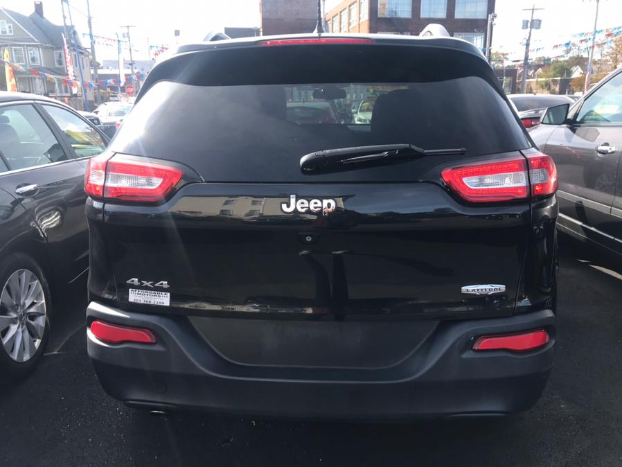 Used Jeep Cherokee 4WD 4dr Latitude 2015 | Affordable Motors Inc. Bridgeport, Connecticut Used Jeep Cherokee 4WD 4dr Latitude 2015 | Affordable Motors Inc. Bridgeport, Connecticut