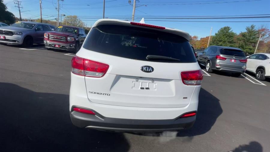 Used Kia Sorento LX FWD 2018 | Wiz Leasing Inc. Stratford, Connecticut Used Kia Sorento LX FWD 2018 | Wiz Leasing Inc. Stratford, Connecticut