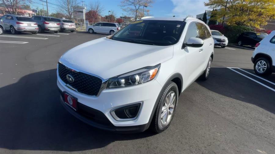 Used Kia Sorento LX FWD 2018 | Wiz Leasing Inc. Stratford, Connecticut Used Kia Sorento LX FWD 2018 | Wiz Leasing Inc. Stratford, Connecticut
