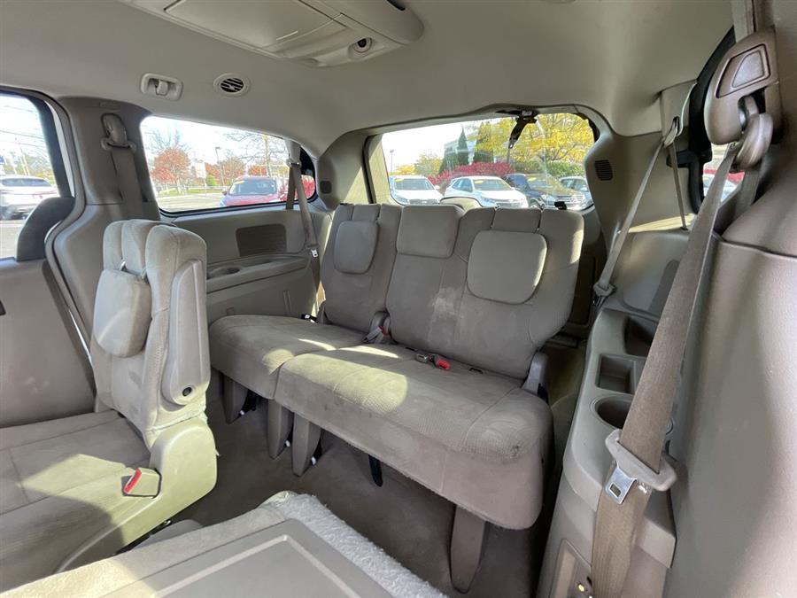 Used Chrysler Town & Country 4dr Wgn Touring 2014 | Wiz Sports and Imports. Milford, Connecticut Used Chrysler Town & Country 4dr Wgn Touring 2014 | Wiz Sports and Imports. Milford, Connecticut