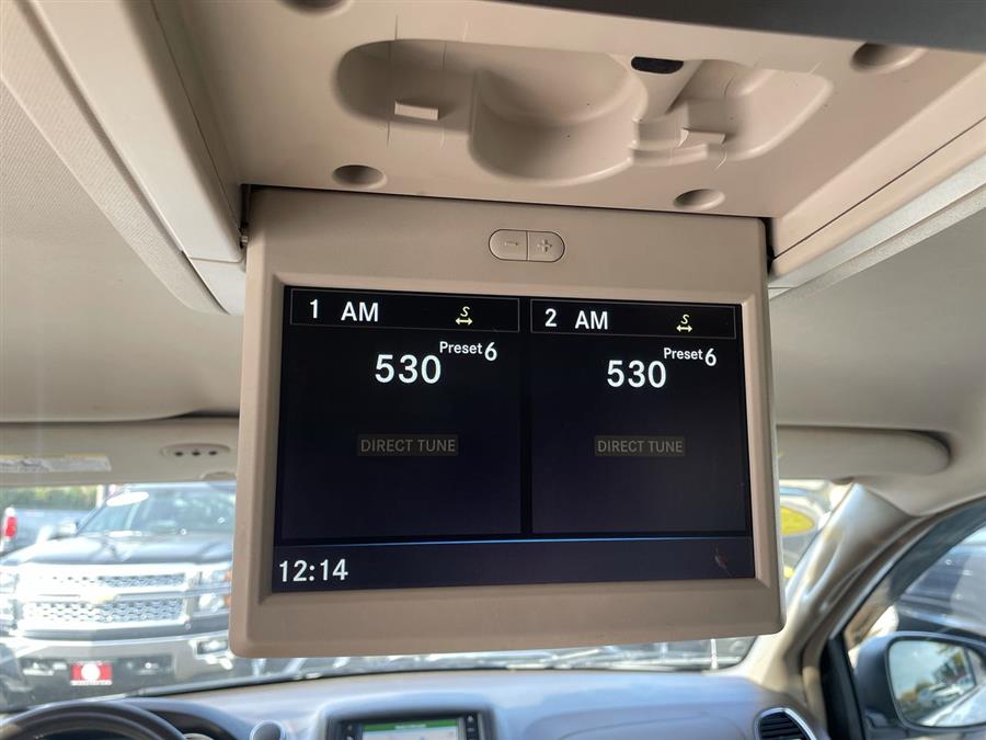Used Chrysler Town & Country 4dr Wgn Touring 2014 | Wiz Sports and Imports. Milford, Connecticut Used Chrysler Town & Country 4dr Wgn Touring 2014 | Wiz Sports and Imports. Milford, Connecticut