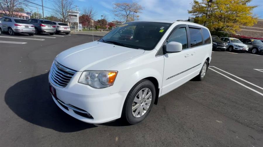 Used Chrysler Town & Country 4dr Wgn Touring 2014 | Wiz Sports and Imports. Milford, Connecticut Used Chrysler Town & Country 4dr Wgn Touring 2014 | Wiz Sports and Imports. Milford, Connecticut