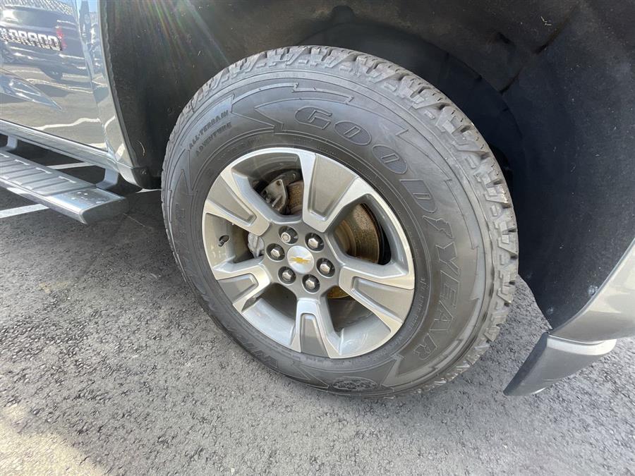2018 Chevrolet Colorado 4WD Crew Cab 128.3" Z71, available for sale in Stratford, Connecticut | Wiz Leasing Inc. Stratford, Connecticut 2018 Chevrolet Colorado 4WD Crew Cab 128.3" Z71, available for sale in Stratford, Connecticut | Wiz Leasing Inc. Stratford, Connecticut