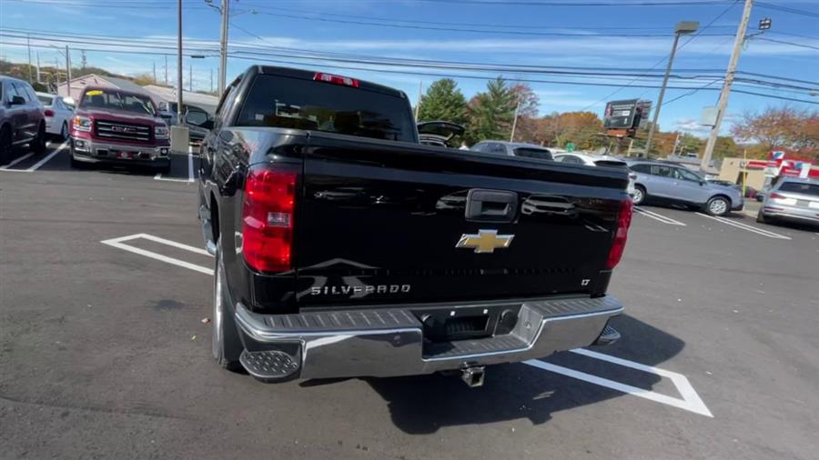2015 Chevrolet Silverado 1500 4WD Crew Cab 143.5" LT w/1LT, available for sale in Stratford, Connecticut | Wiz Leasing Inc. Stratford, Connecticut 2015 Chevrolet Silverado 1500 4WD Crew Cab 143.5" LT w/1LT, available for sale in Stratford, Connecticut | Wiz Leasing Inc. Stratford, Connecticut