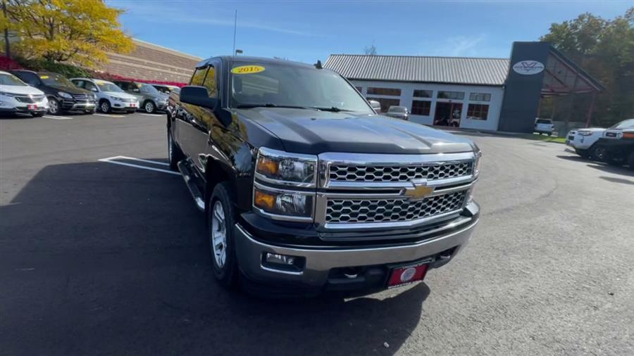 2015 Chevrolet Silverado 1500 4WD Crew Cab 143.5" LT w/1LT, available for sale in Stratford, Connecticut | Wiz Leasing Inc. Stratford, Connecticut 2015 Chevrolet Silverado 1500 4WD Crew Cab 143.5" LT w/1LT, available for sale in Stratford, Connecticut | Wiz Leasing Inc. Stratford, Connecticut