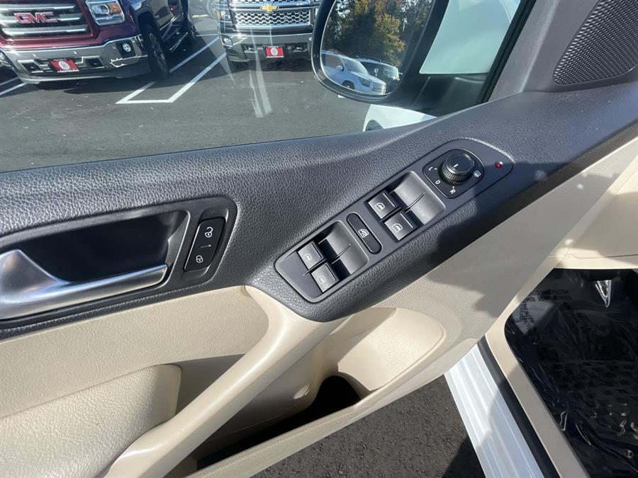 Used Volkswagen Tiguan 2.0T S 4MOTION 2017 | Wiz Sports and Imports. Milford, Connecticut Used Volkswagen Tiguan 2.0T S 4MOTION 2017 | Wiz Sports and Imports. Milford, Connecticut