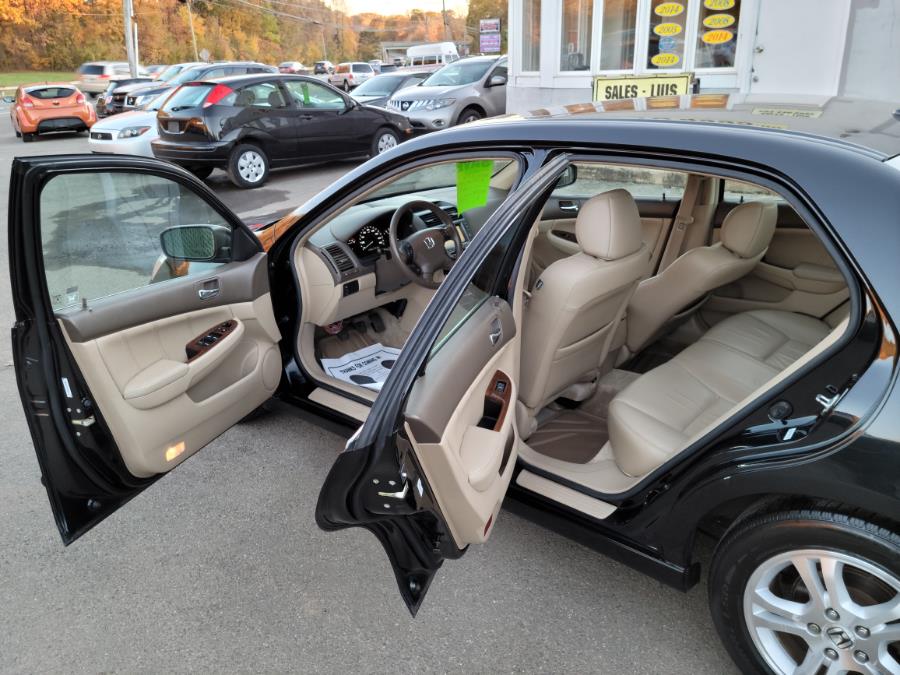 Used Honda Accord Sdn EX-L MT with NAVI 2006 | Cos Central Auto. Meriden, Connecticut Used Honda Accord Sdn EX-L MT with NAVI 2006 | Cos Central Auto. Meriden, Connecticut