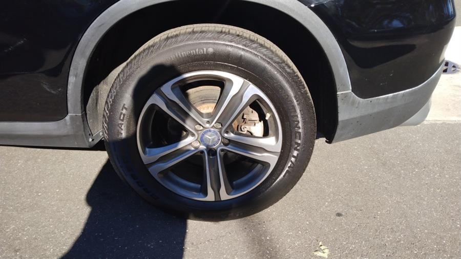 2016 Mercedes-Benz GLC 4MATIC 4dr GLC300 . 1 OWNER CLEAN CARFAX!!!, available for sale in Rosedale, New York | Sunrise Auto Sales. Rosedale, New York 2016 Mercedes-Benz GLC 4MATIC 4dr GLC300 . 1 OWNER CLEAN CARFAX!!!, available for sale in Rosedale, New York | Sunrise Auto Sales. Rosedale, New York