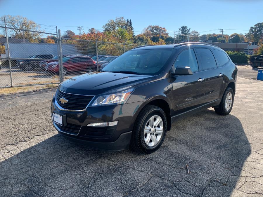 2016 Chevrolet Traverse AWD 4dr LS, available for sale in Milford, Connecticut | Dealertown Auto Wholesalers. Milford, Connecticut 2016 Chevrolet Traverse AWD 4dr LS, available for sale in Milford, Connecticut | Dealertown Auto Wholesalers. Milford, Connecticut