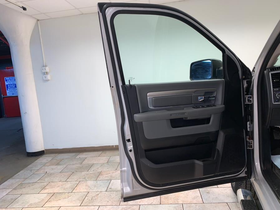 Used Ram 1500 4WD Quad Cab 140.5" Big Horn 2014 | European Auto Expo. Lodi, New Jersey Used Ram 1500 4WD Quad Cab 140.5" Big Horn 2014 | European Auto Expo. Lodi, New Jersey