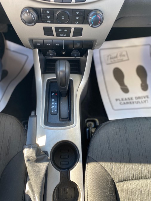 2008 Ford Focus 4dr Sdn SE, available for sale in Middle Village, New York | Middle Village Motors . Middle Village, New York 2008 Ford Focus 4dr Sdn SE, available for sale in Middle Village, New York | Middle Village Motors . Middle Village, New York
