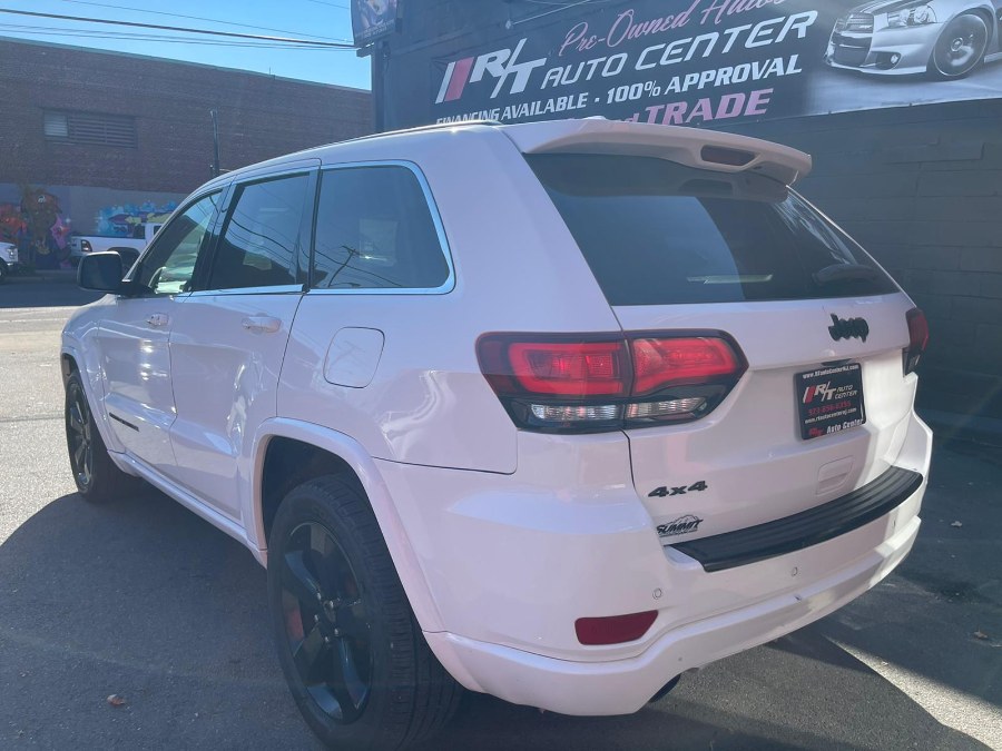 Used Jeep Grand Cherokee 4WD 4dr altitude 2015 | RT Auto Center LLC. Newark, New Jersey Used Jeep Grand Cherokee 4WD 4dr altitude 2015 | RT Auto Center LLC. Newark, New Jersey
