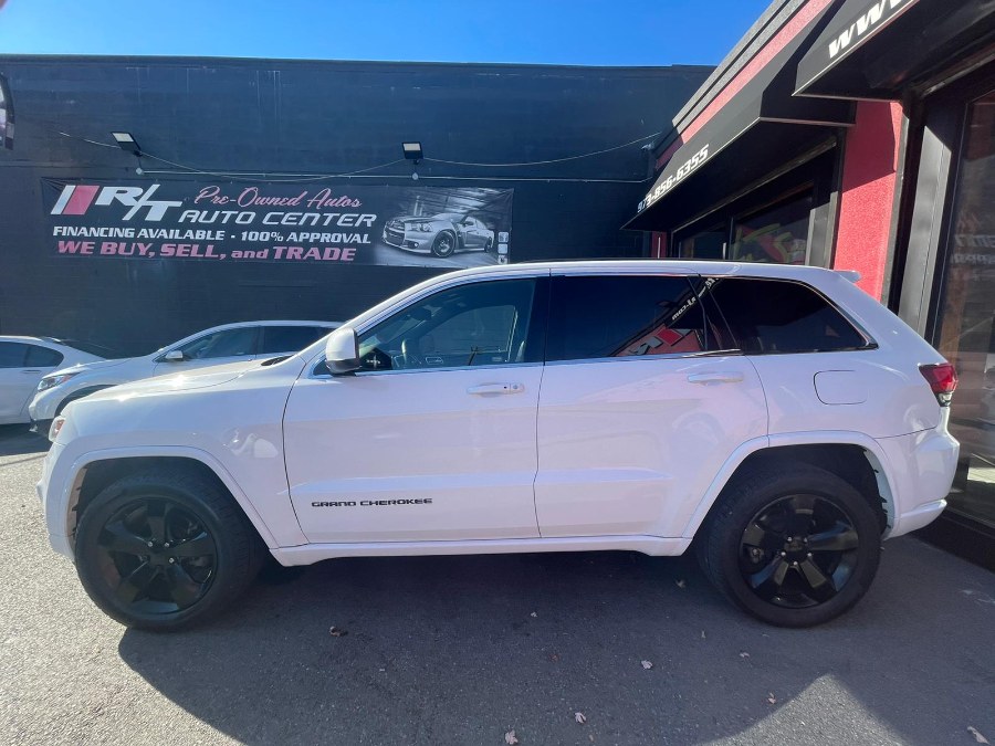 Used Jeep Grand Cherokee 4WD 4dr altitude 2015 | RT Auto Center LLC. Newark, New Jersey Used Jeep Grand Cherokee 4WD 4dr altitude 2015 | RT Auto Center LLC. Newark, New Jersey