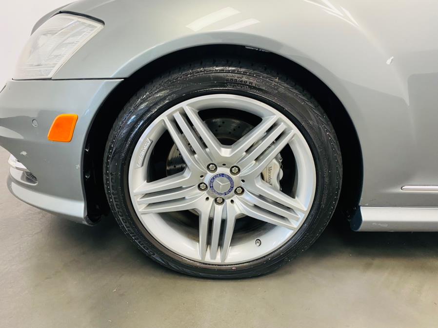 Used Mercedes-Benz S-Class 4dr Sdn S 550 4MATIC 2013 | East Coast Auto Group. Linden, New Jersey Used Mercedes-Benz S-Class 4dr Sdn S 550 4MATIC 2013 | East Coast Auto Group. Linden, New Jersey