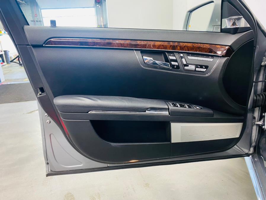 Used Mercedes-Benz S-Class 4dr Sdn S 550 4MATIC 2013 | East Coast Auto Group. Linden, New Jersey Used Mercedes-Benz S-Class 4dr Sdn S 550 4MATIC 2013 | East Coast Auto Group. Linden, New Jersey