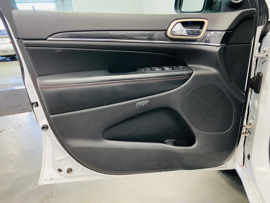2016 Jeep Grand Cherokee 4WD 4dr Limited 75th Anniversary, available for sale in Linden, New Jersey | East Coast Auto Group. Linden, New Jersey 2016 Jeep Grand Cherokee 4WD 4dr Limited 75th Anniversary, available for sale in Linden, New Jersey | East Coast Auto Group. Linden, New Jersey