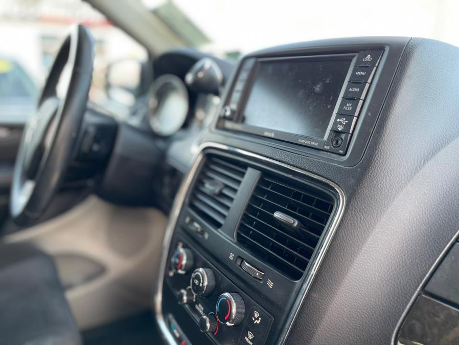 Used Dodge Grand Caravan SE Wagon 2017 | NYC Automart Inc. Brooklyn, New York Used Dodge Grand Caravan SE Wagon 2017 | NYC Automart Inc. Brooklyn, New York