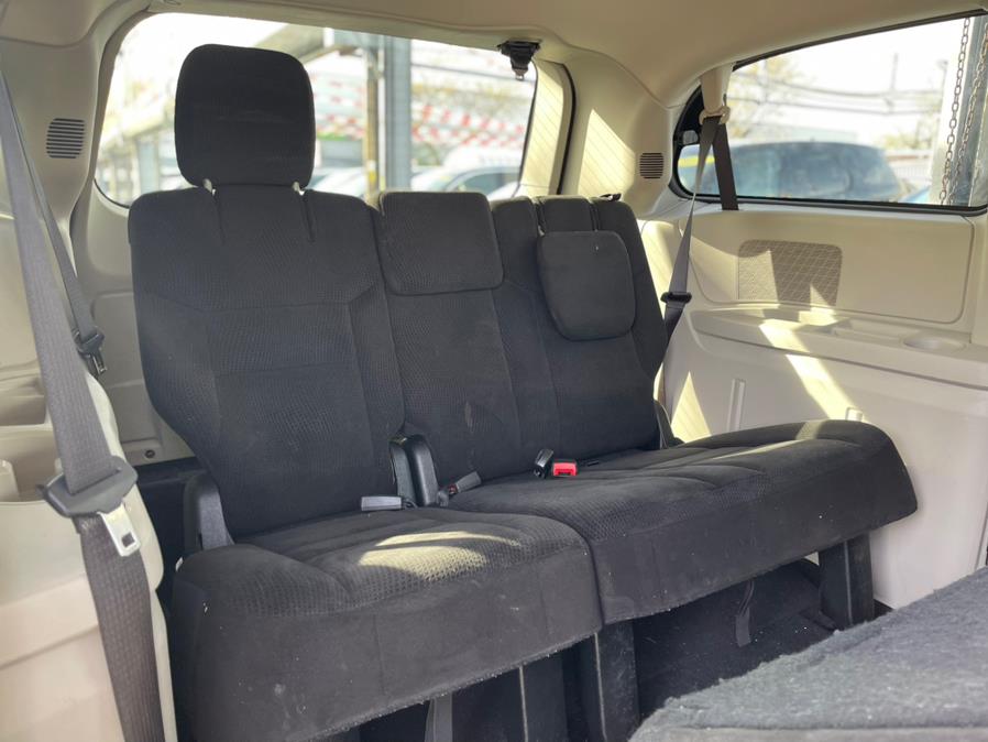 Used Dodge Grand Caravan SE Wagon 2017 | NYC Automart Inc. Brooklyn, New York Used Dodge Grand Caravan SE Wagon 2017 | NYC Automart Inc. Brooklyn, New York